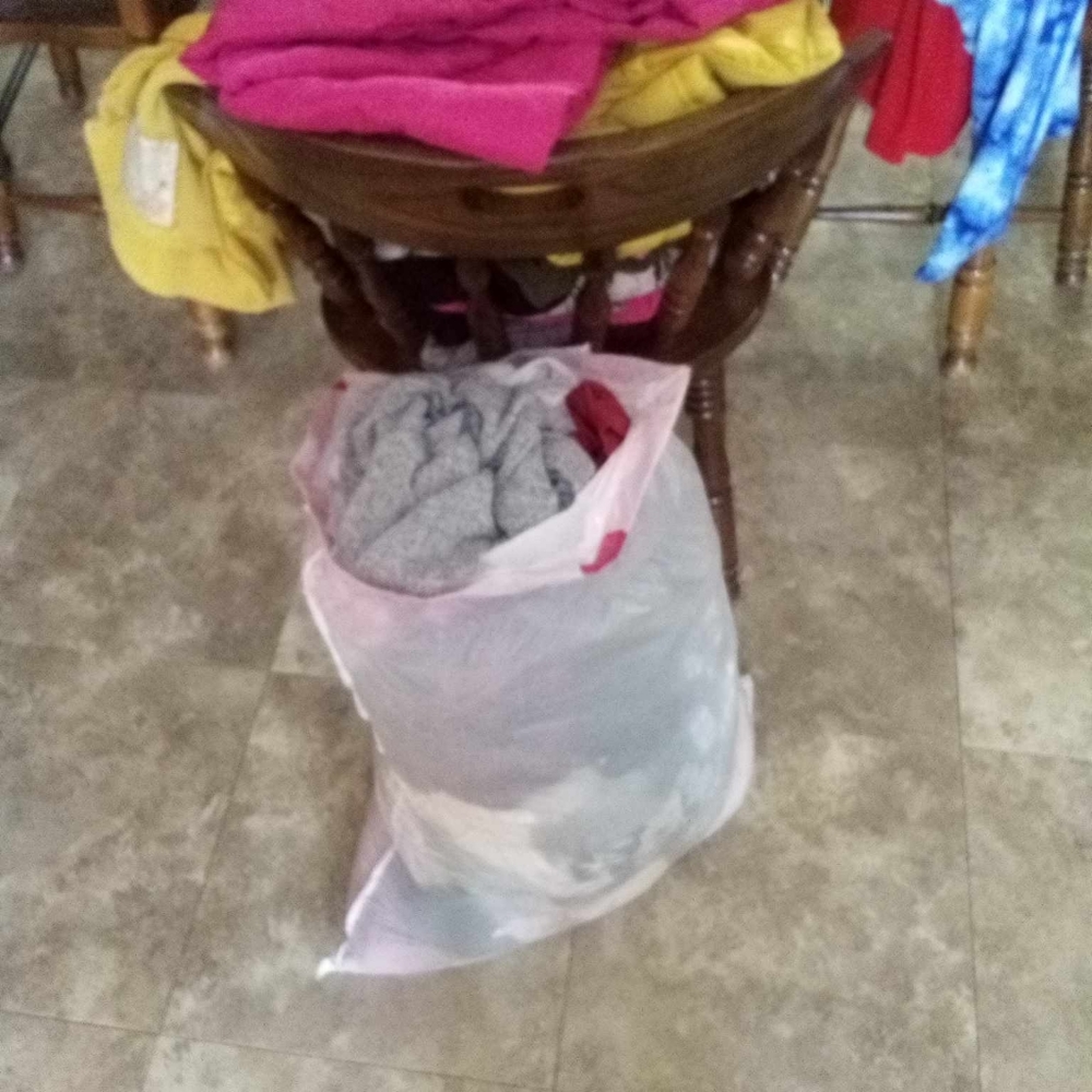 Selling a bag full of womens xl clothes